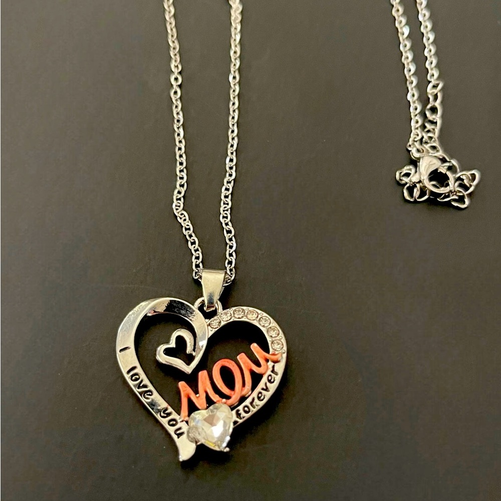I love you forever Mom - Silver Necklace